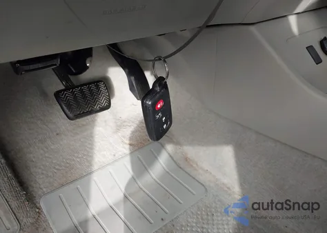 2010 Toyota Prius Iii из США, поврежденный, VIN JTDKN3DU4A0111631